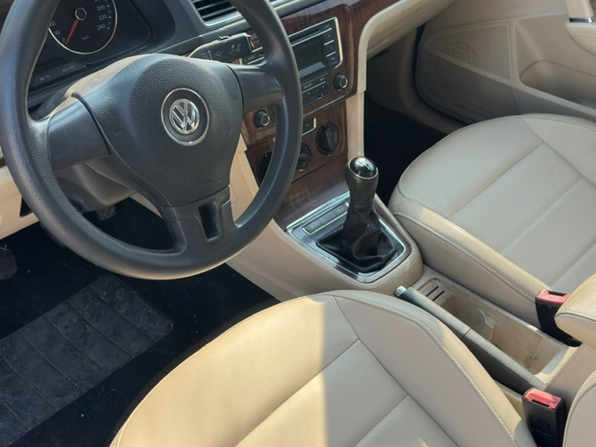 Volkswagen Lavida 2014 image de voiture #9