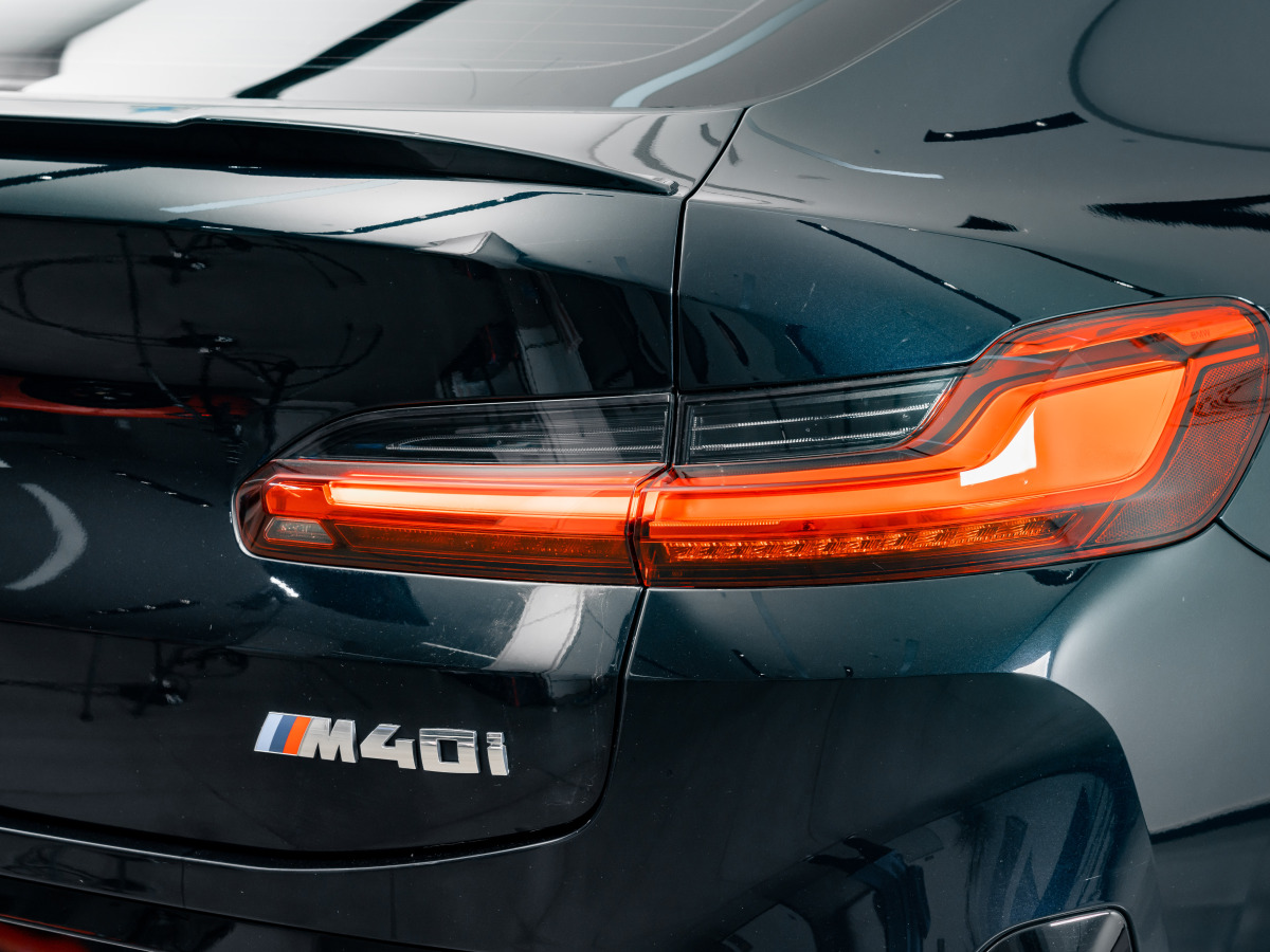 BMW X4 2023 immagine di auto #9