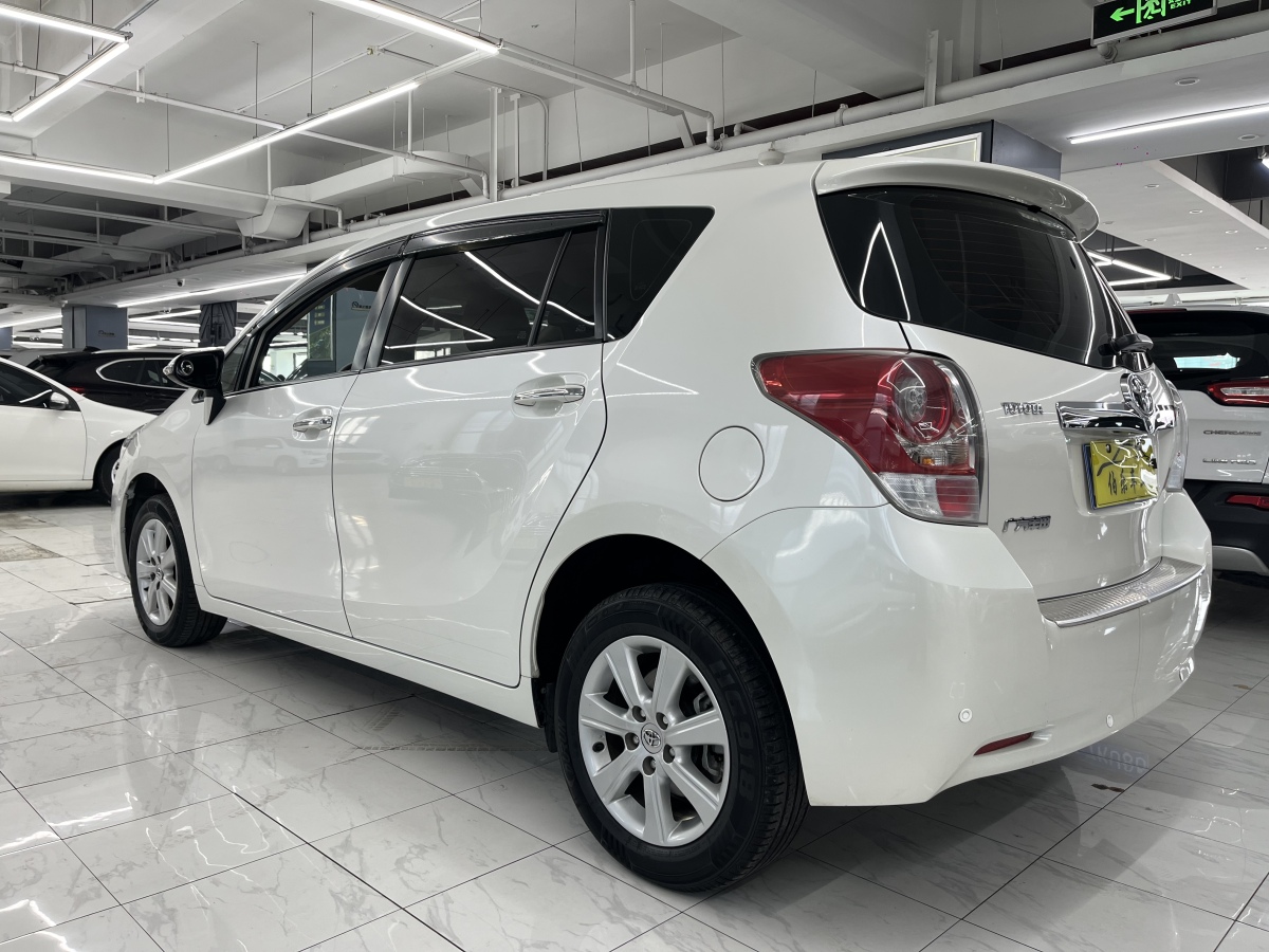 Toyota Verso 2014 car image #9