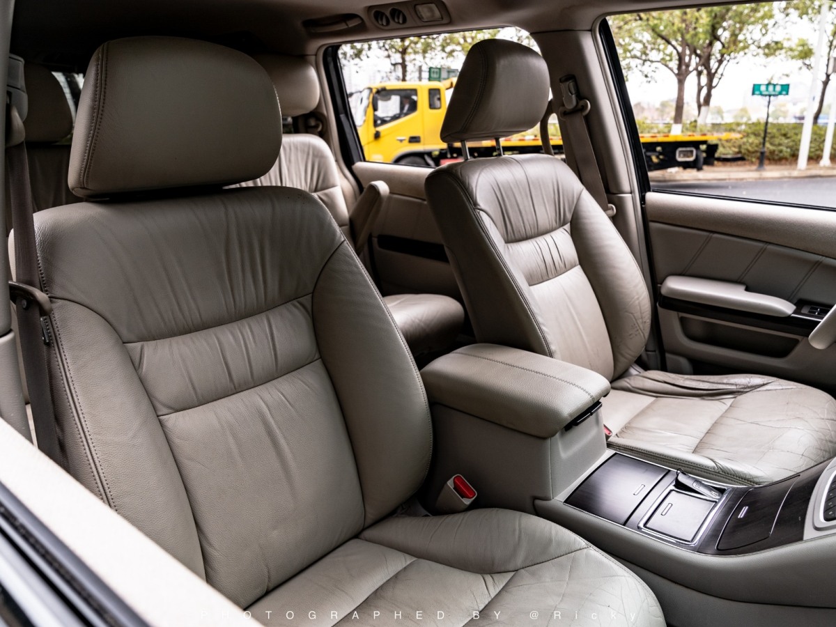 Honda Elysion 2013 صورة سيارة #9