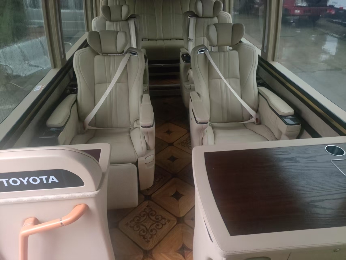 Toyota Coaster 2020 imagen de coche #9