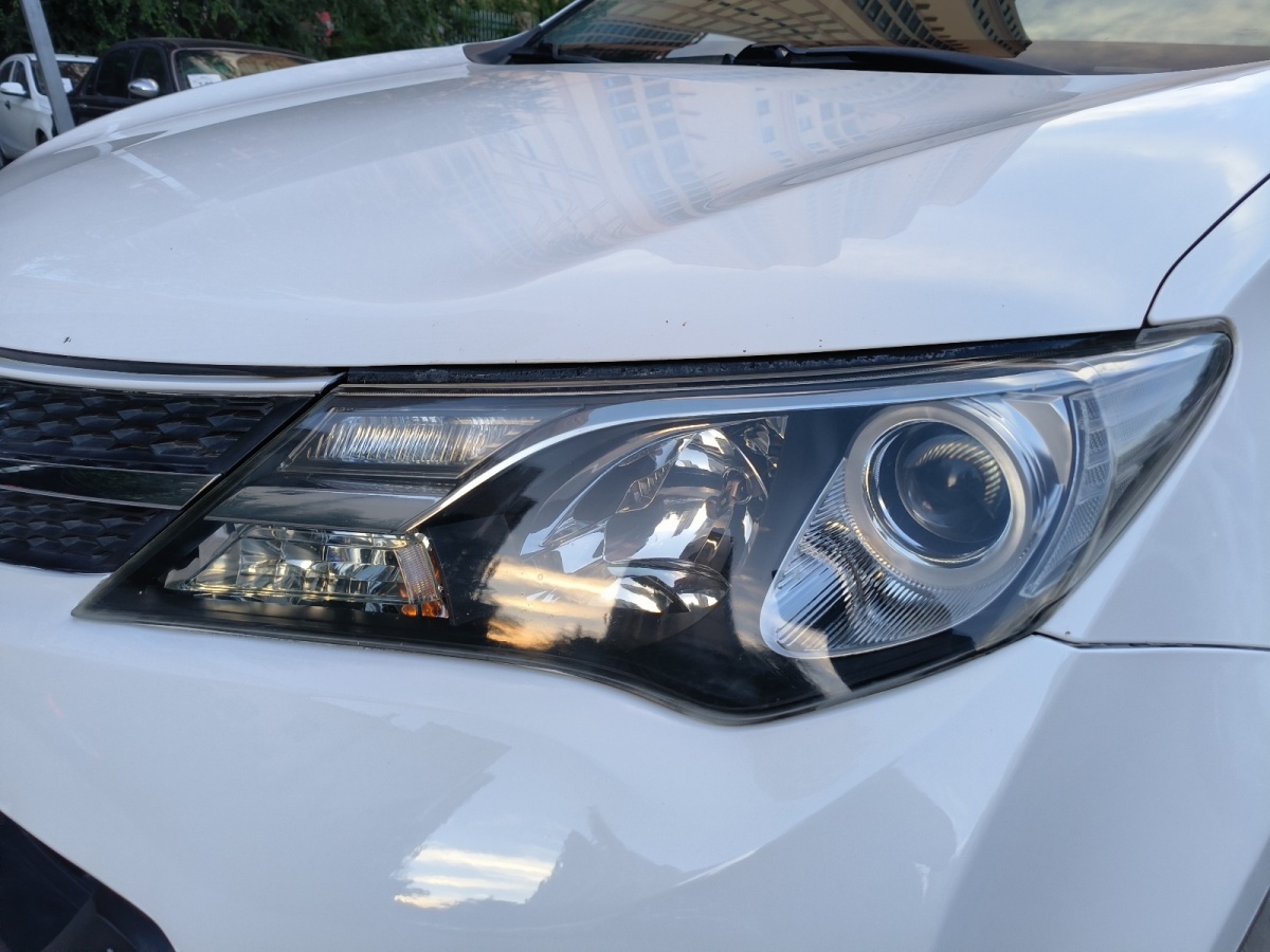 Toyota RAV4 2014 #9 Toyota RAV4 2014 car image #9
