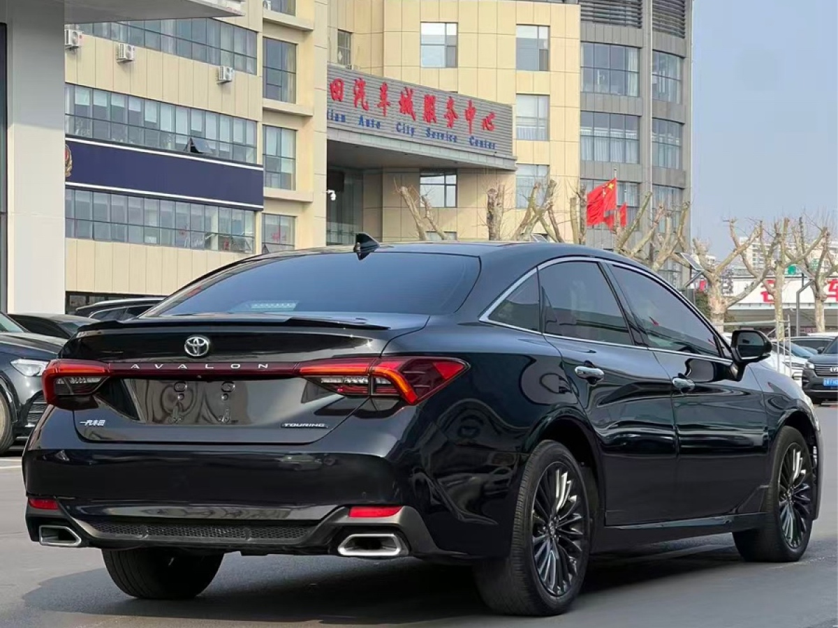 Toyota Avalon 2021 car image #9
