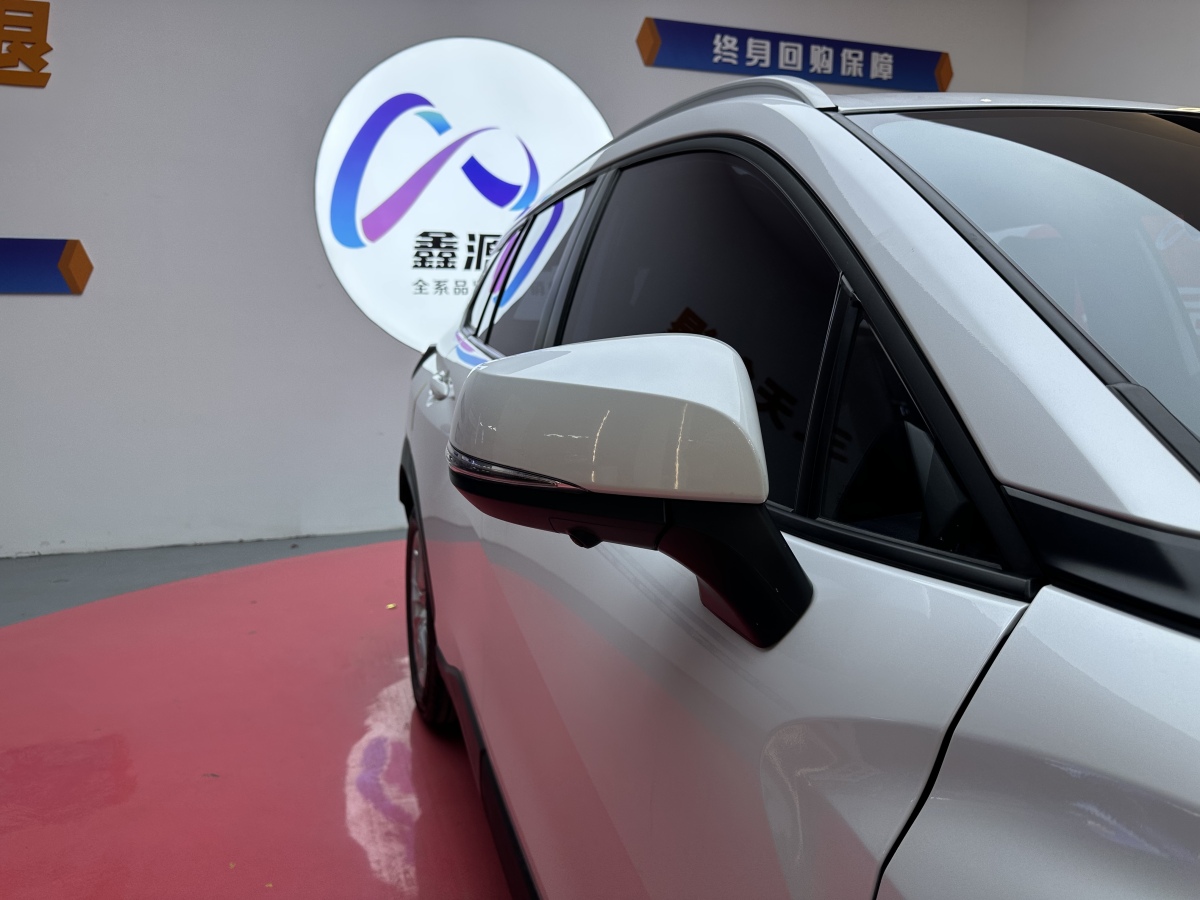 Toyota Corolla Cross 2023 car image #9