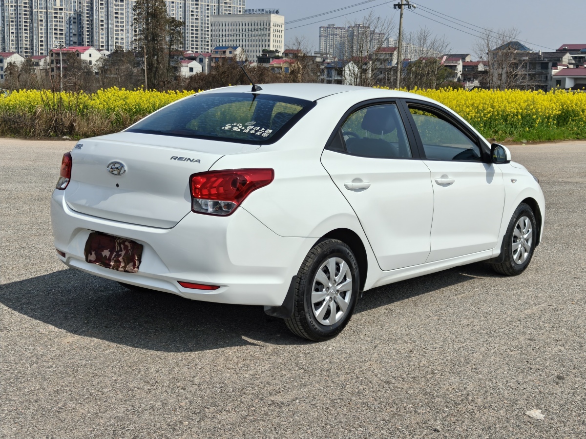 Hyundai Reina 2020 car image #9