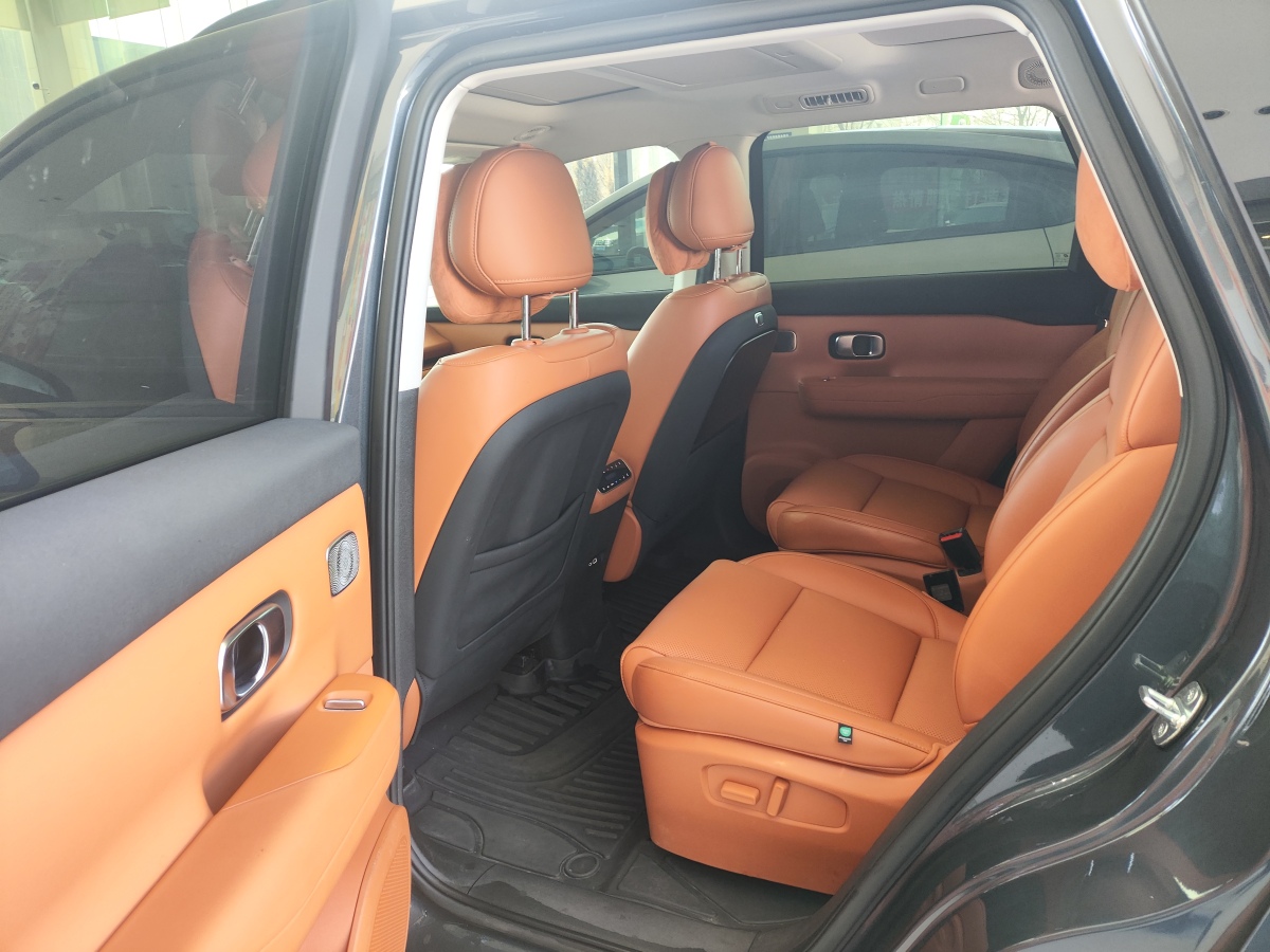 Leapmotor C16 2024 car image #9