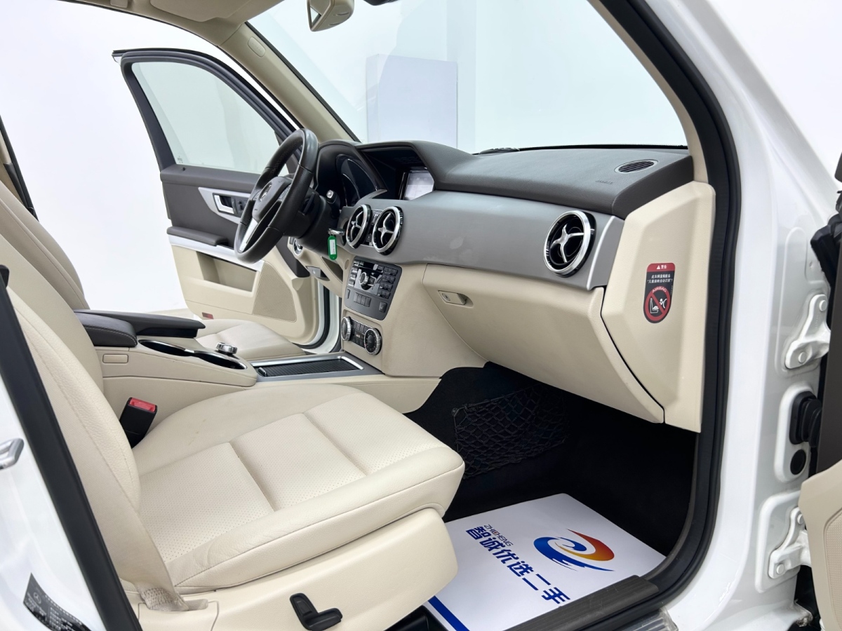 Mercedes-Benz GLK Class 2013 car image #9