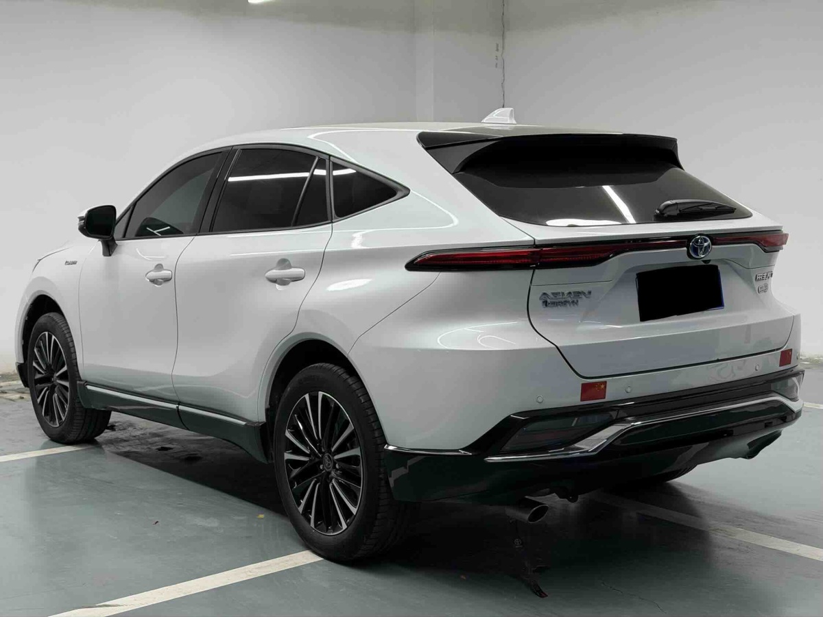 Toyota Venza 2023 car image #9