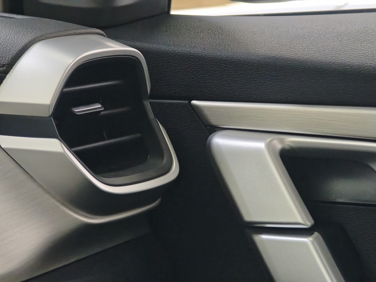 GEELY Coolray 2025 #9 GEELY Coolray 2025 immagine di auto #9