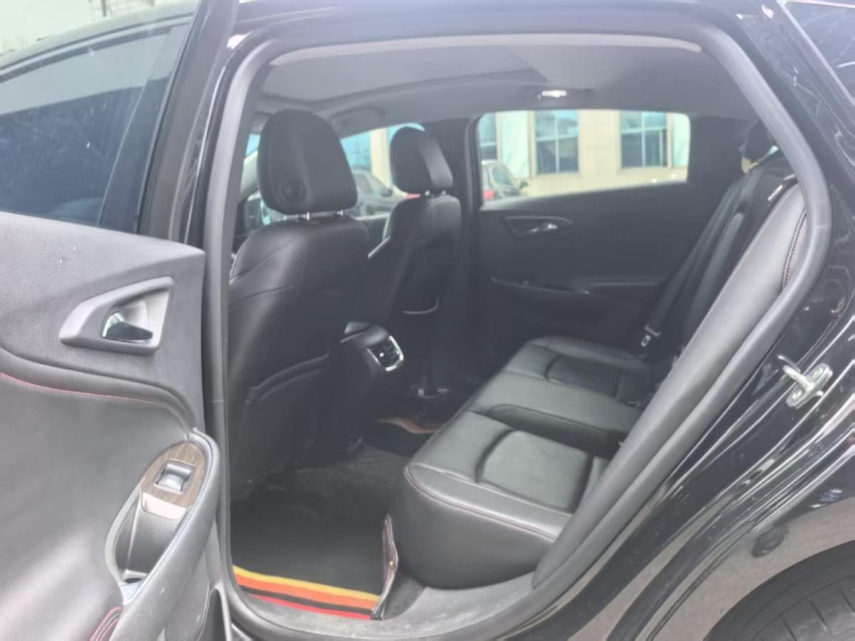 Chevrolet Malibu XL 2022 immagine di auto #9