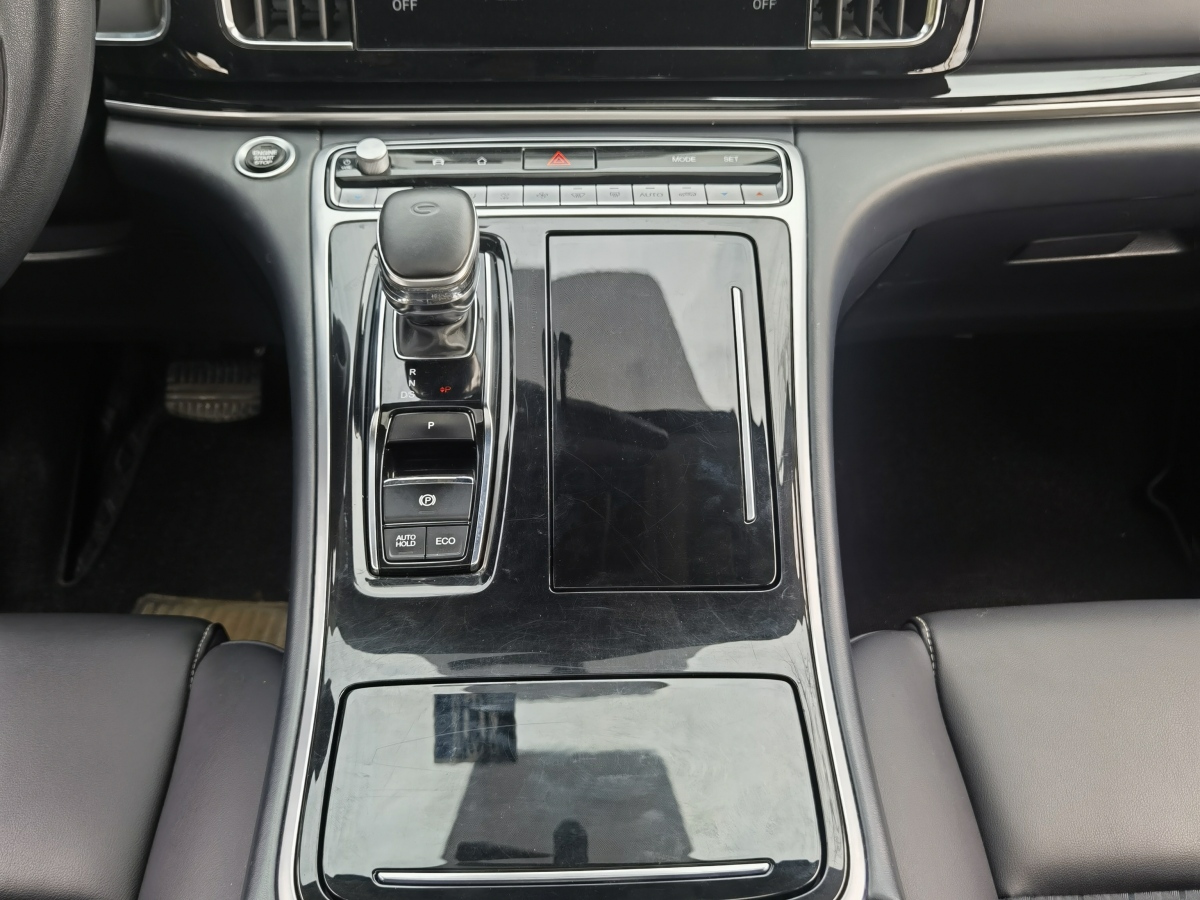 广汽传祺 传祺M8 2023 汽车图片 #9