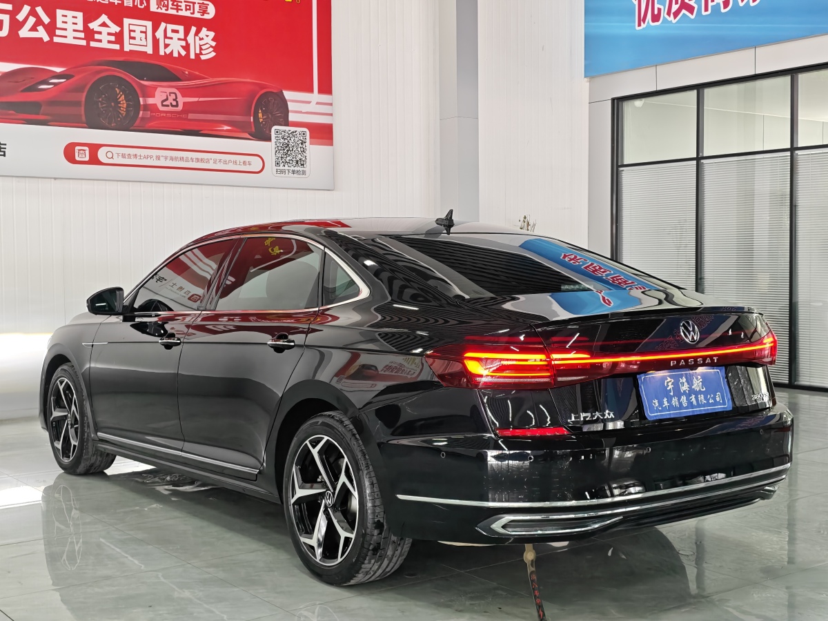 Volkswagen Passat 2024 car image #9
