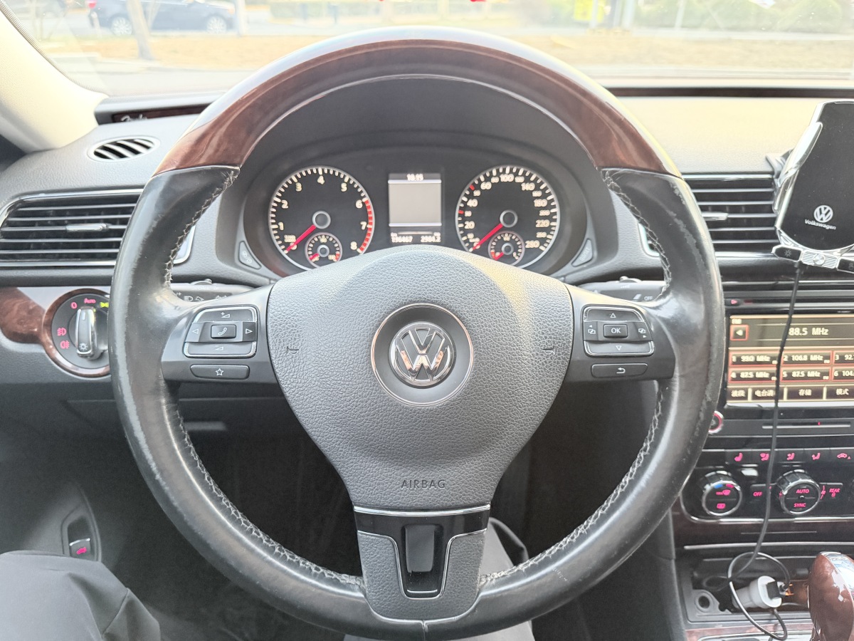 Volkswagen 2012 #9 Volkswagen 2012 car image #9