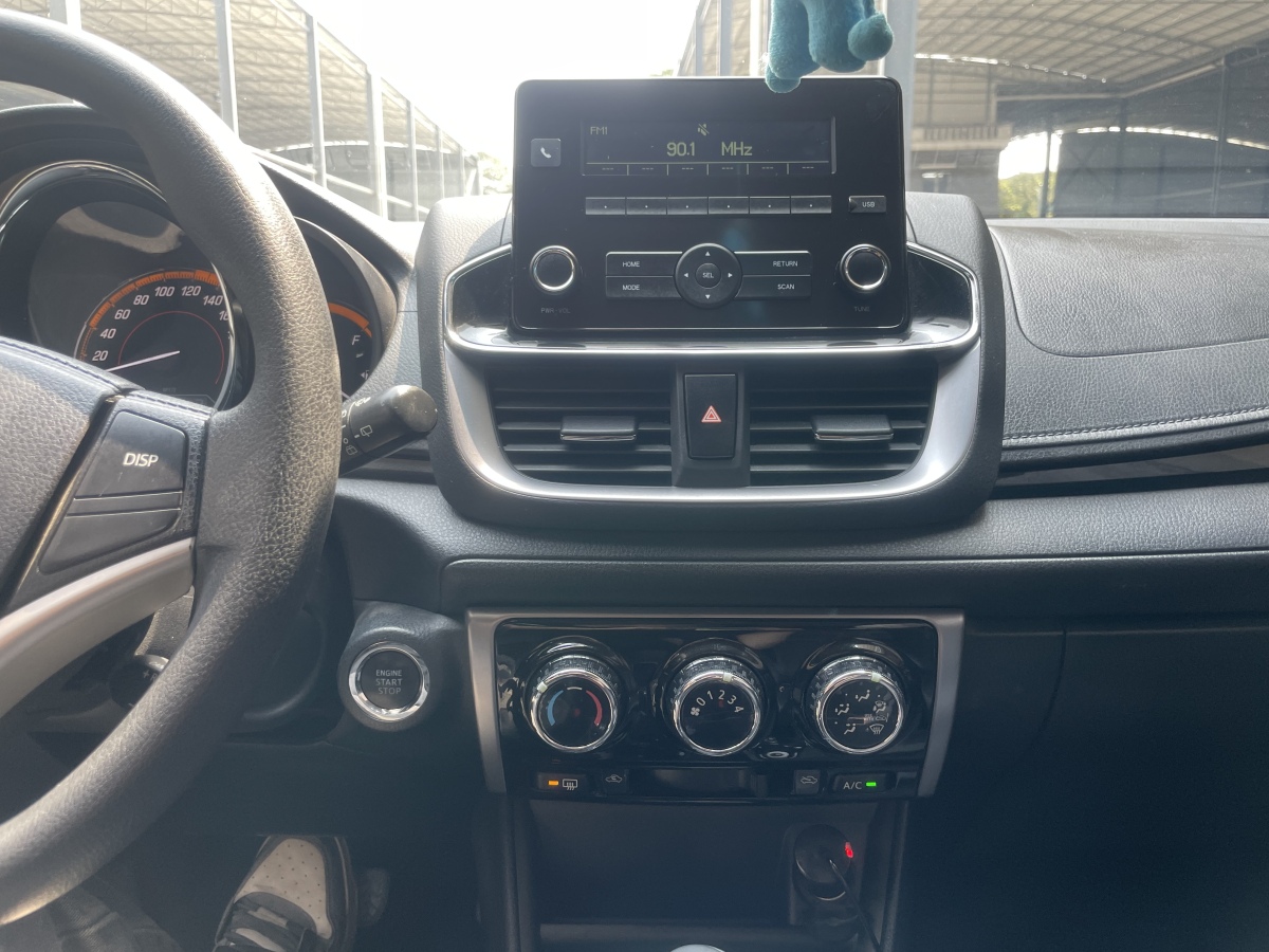 Toyota Yaris L Zhixuan 2022 immagine di auto #9