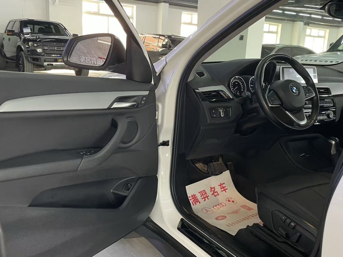 BMW X1 2018 car image #9