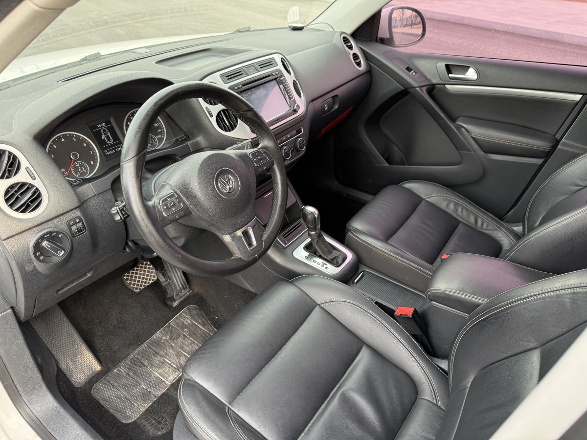 Volkswagen Tiguan 2016 car image #9