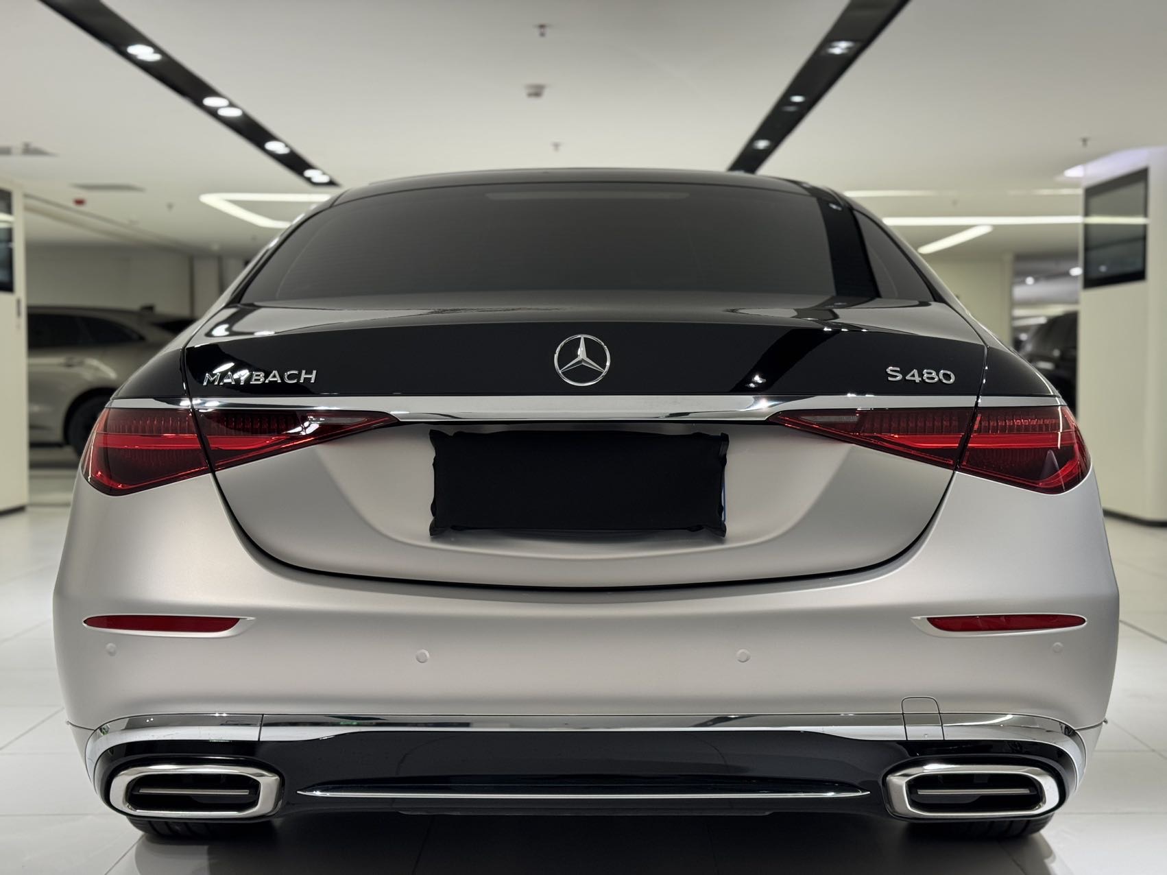 Mercedes-Benz Maybach S Class 2023 car image #9