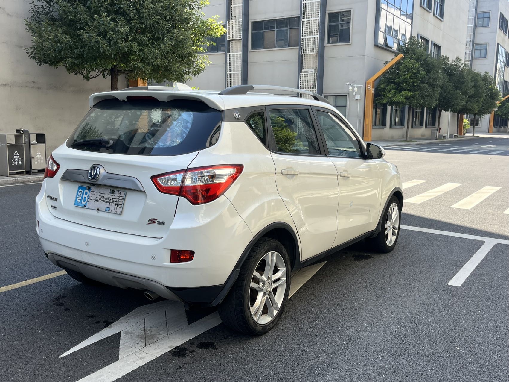 Changan CS35 2013 car image #9