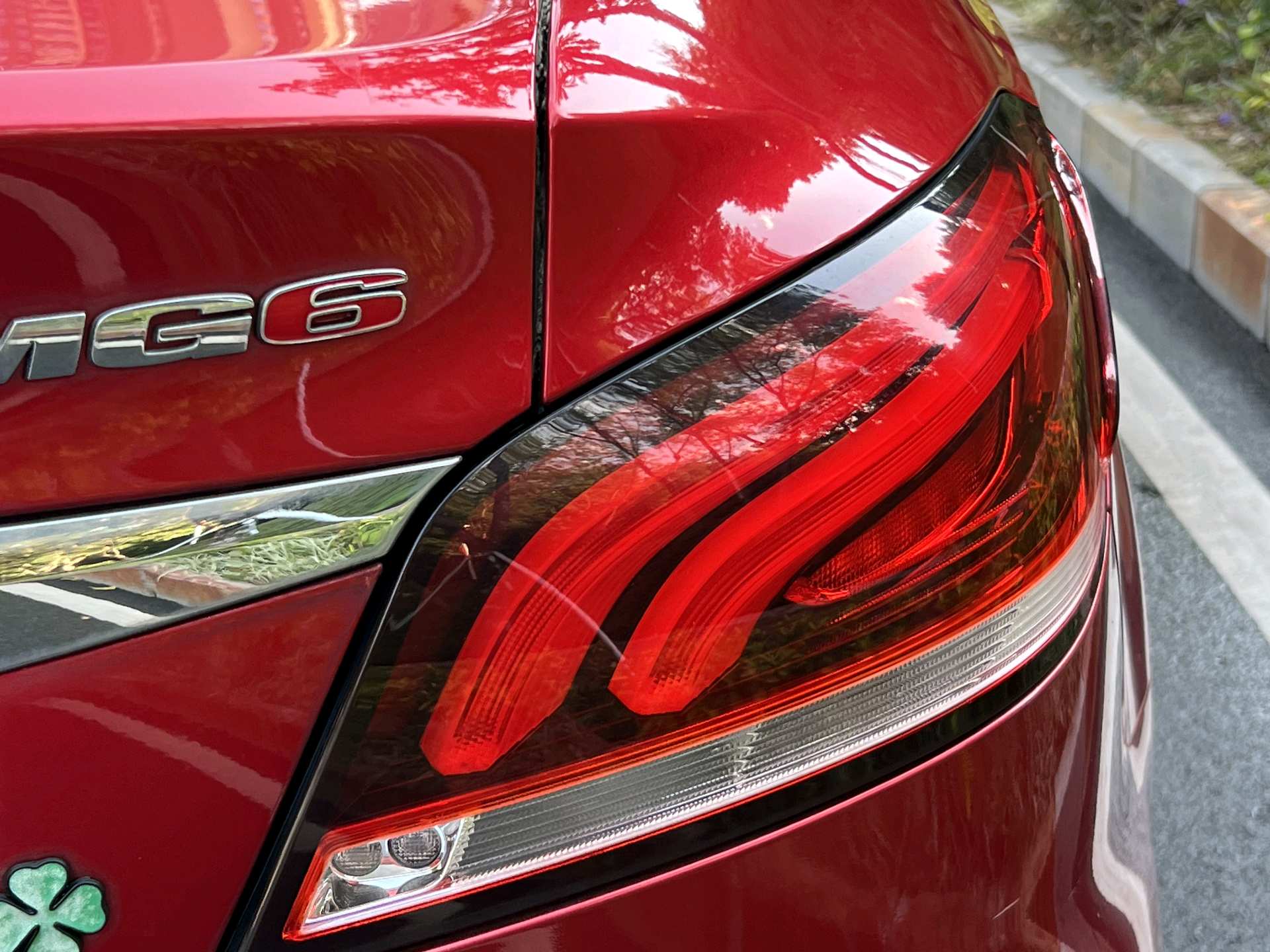 MG 6 New Energy 2018 car image #9