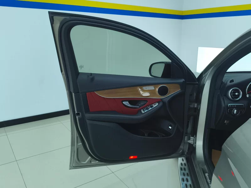 Mercedes-Benz GLC Coupe AMG 2019 صورة سيارة #9