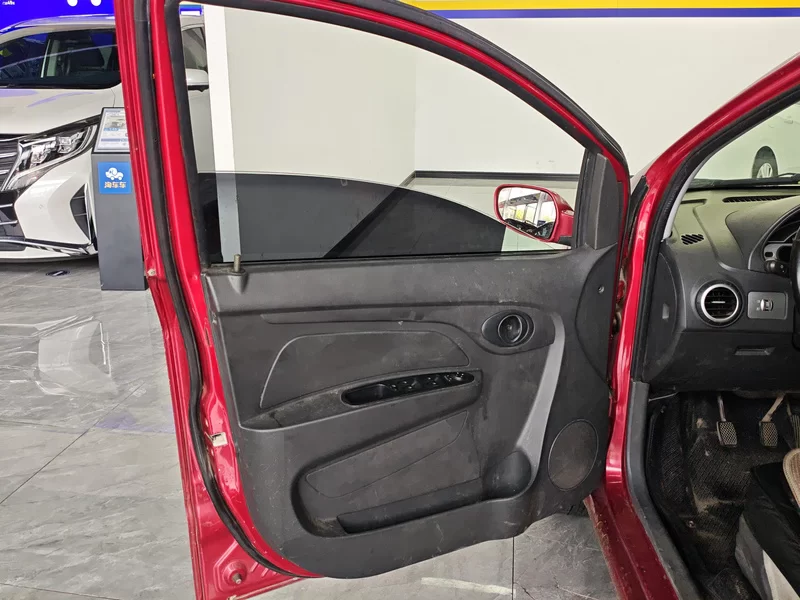 Chery A1 2011 car image #9