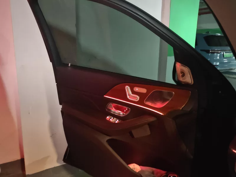 Mercedes-Benz GLE Class New Energy 2023 car image #9