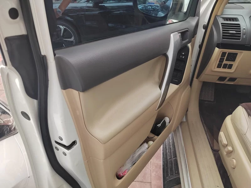 Toyota Prado (Imported) 2016 car image #9