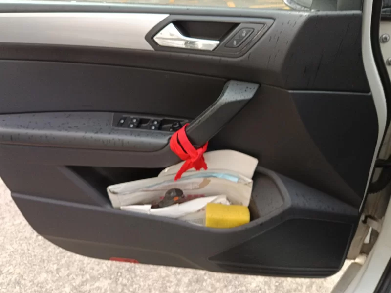 Volkswagen Touran 2018 car image #9