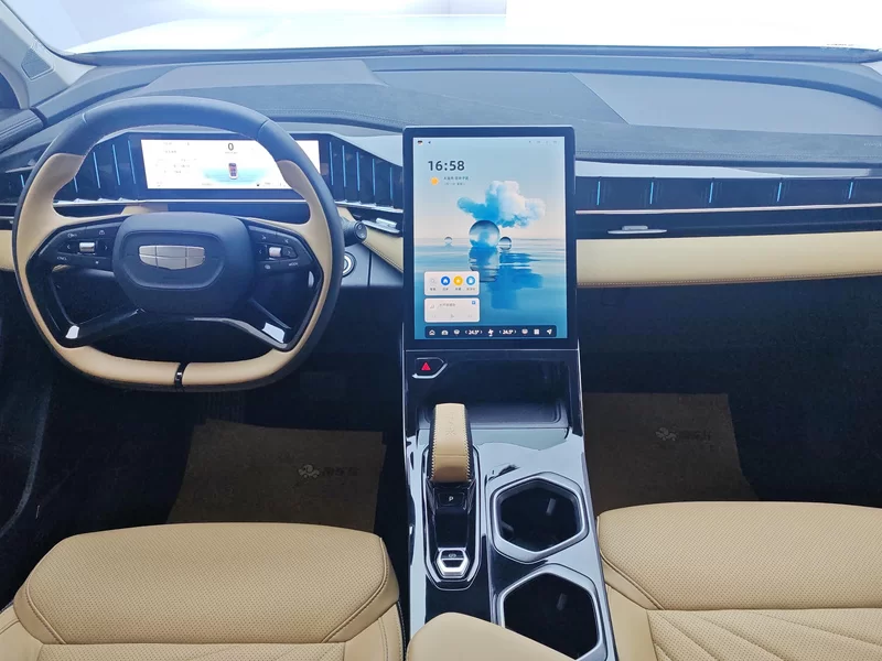 GEELY Boyue L 2023 car image #9