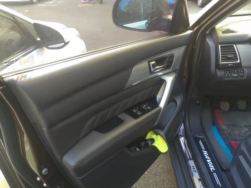 Haval H2 2015 car image #9