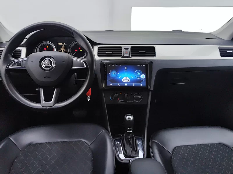 Skoda Rapid 2019 car image #9