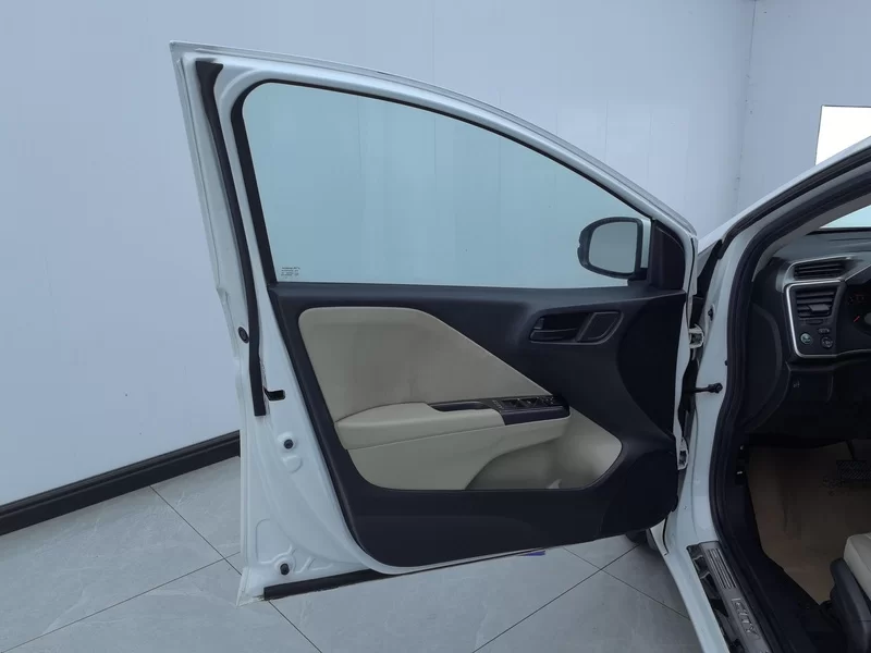 Honda City 2016 image de voiture #9