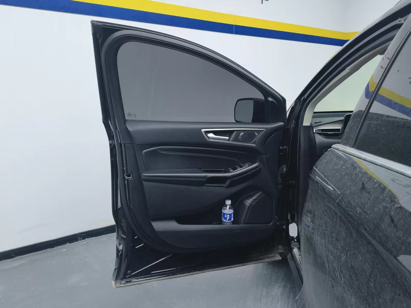 Ford Edge 2021 car image #9