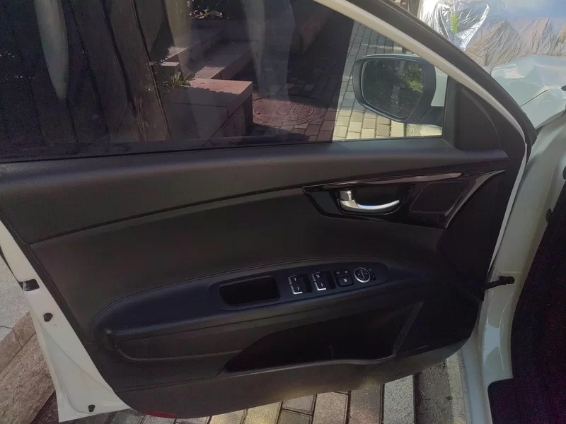 起亚 起亚K4 2015 汽车图片 #9