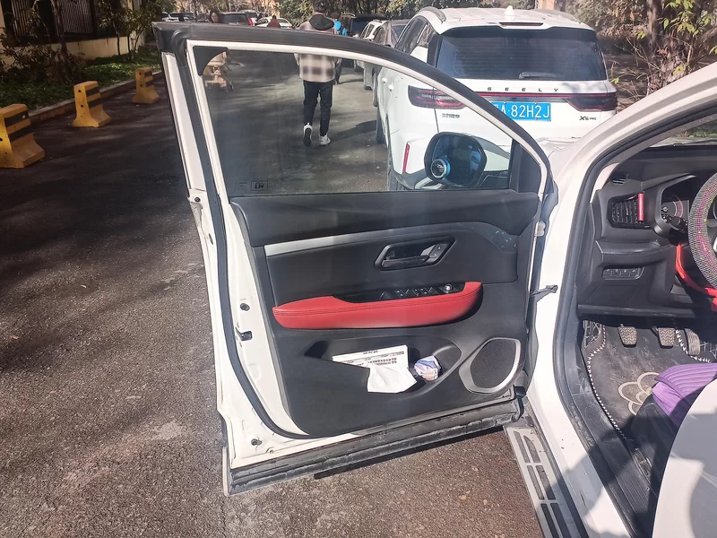 Haval H2s 2017 car image #9