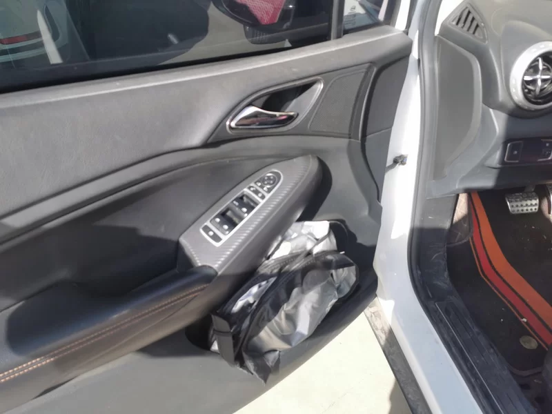 BYD Yuan 2018 #9 BYD Yuan 2018 صورة سيارة #9