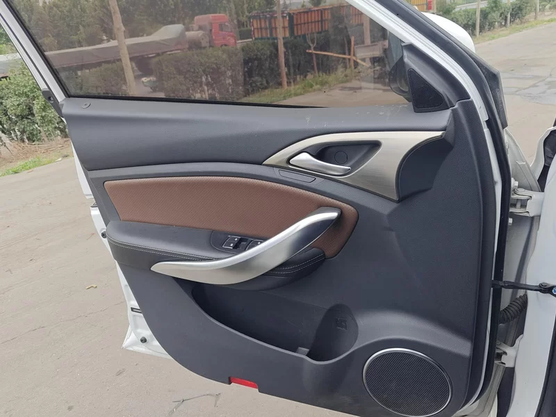 BYD Song New Energy 2018 #9 BYD Song New Energy 2018 car image #9