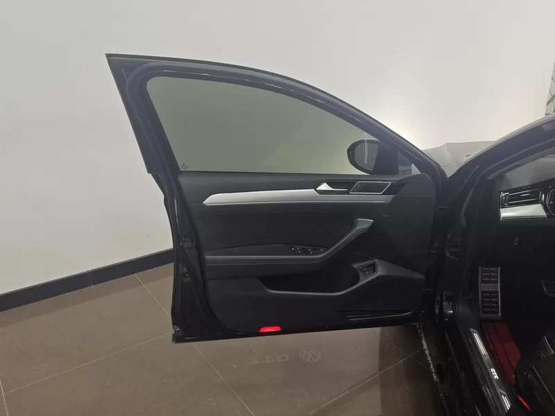 Volkswagen Magotan GTE 2022 car image #9