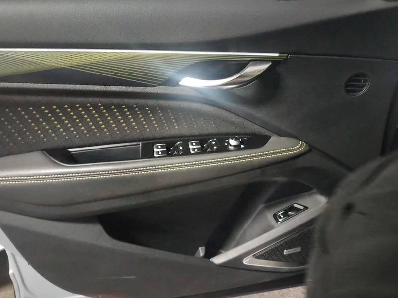 GEELY Tugella S 2022 #9 GEELY Tugella S 2022 car image #9