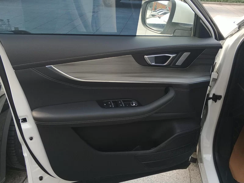 Chery Tiggo 8 Plus e+ 2023 #9 Chery Tiggo 8 Plus e+ 2023 car image #9