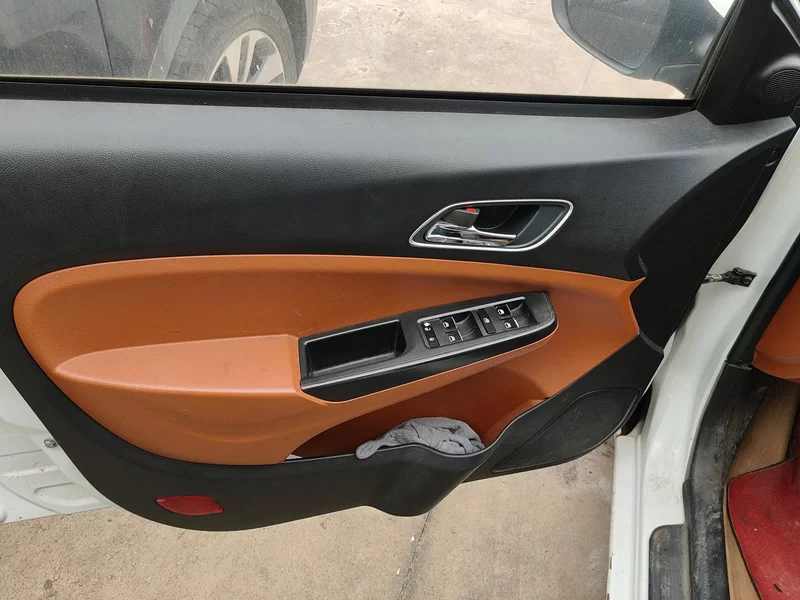 GEELY KingKong 2017 car image #9