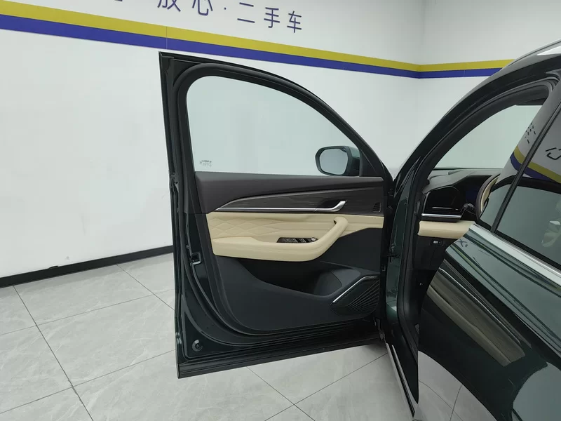 GEELY Monjaro MHEV 2024 car image #9