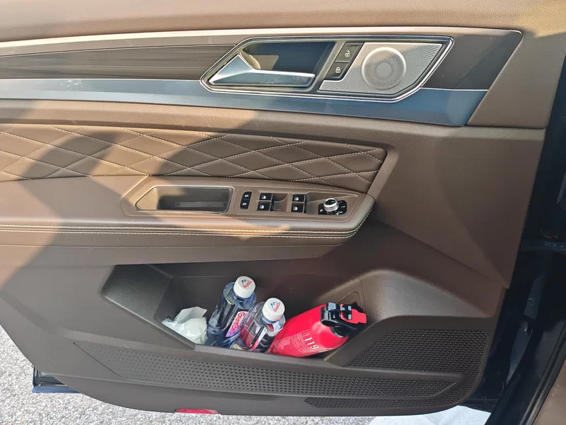 Volkswagen Viloran 2020 car image #9