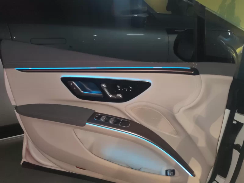 Mercedes-Benz EQS Class 2022 car image #9