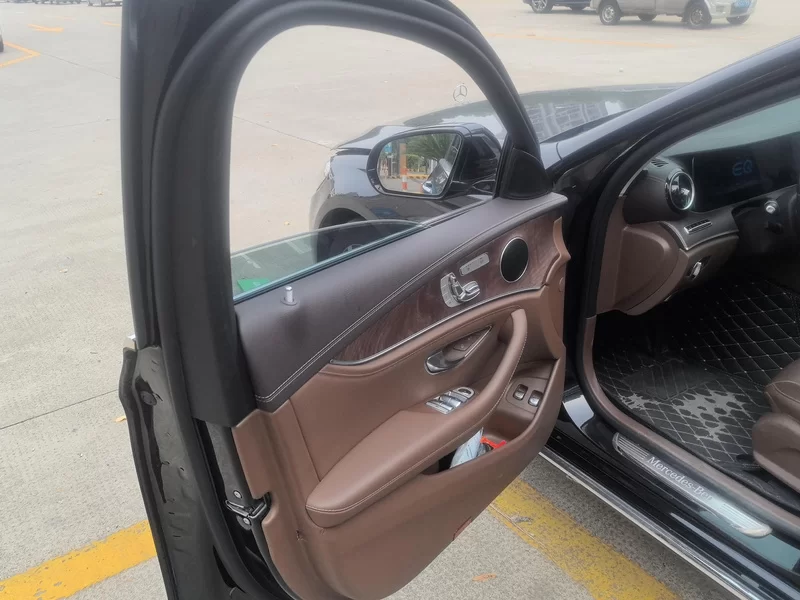 Mercedes-Benz E Class New Energy 2020 immagine di auto #9