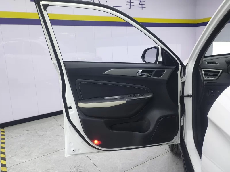 Changan CS35 2018 #9 Changan CS35 2018 car image #9