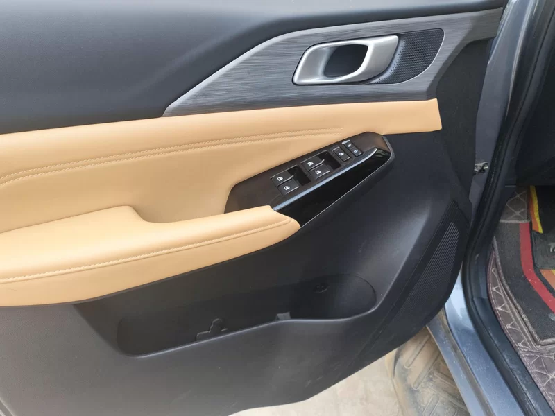 Changan LanTuoZhe 2023 car image #9