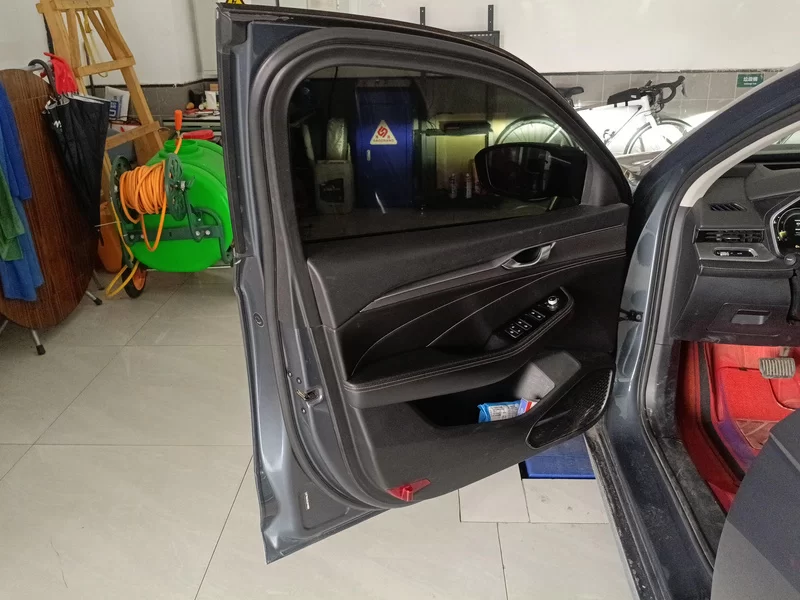 GEELY PrefaceL 2021 car image #9