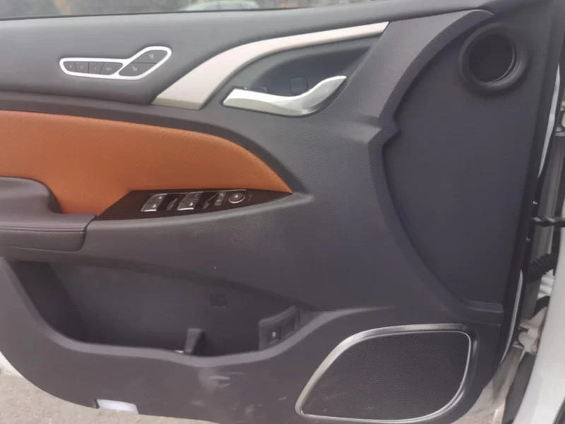 BYD Qin 2015 car image #9