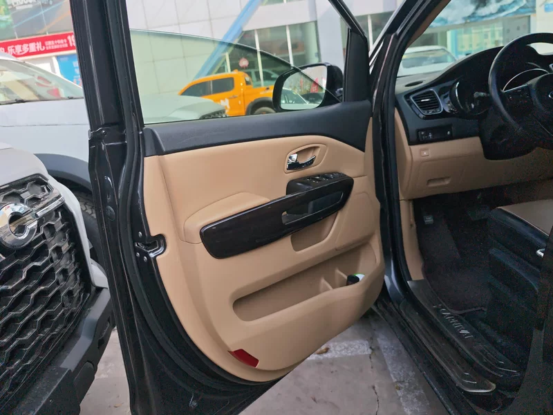 Kia Carnival (Imported) 2016 immagine di auto #9